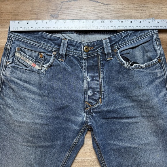 Diesel Larkee Jeans Men 31x30 Blue Straight Leg Made in Italy Thrash Wash 008Z8 - Picture 12 of 16